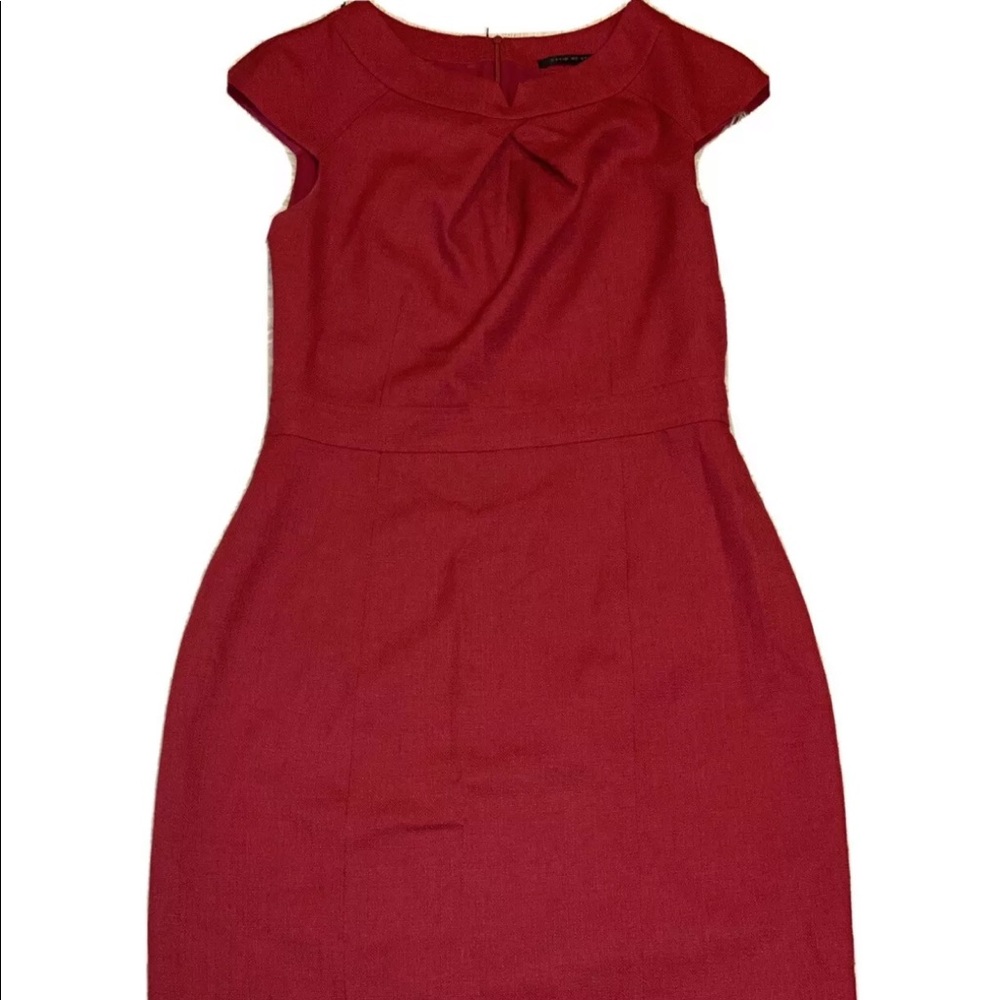 David Meister cap sleeve sheath dress